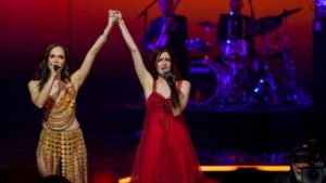 Ariane Roy et Lou-Adriane Cassidy, en prestation au 47e Gala de l'ADISQ, le dimanche 9 novembre 2025 / Crédit : Jean-François LeBlanc